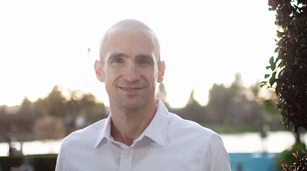 Nir Eyal Head Shot